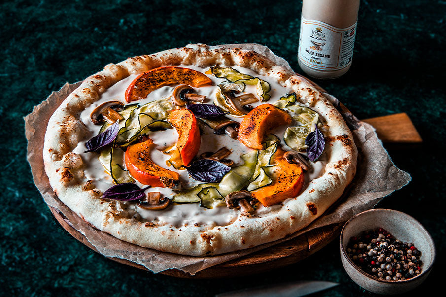 Pizza Bianca: Sesame Sauce, Roasted Vegetables & Aromatic Herbs – Terroirs du Liban - EU
